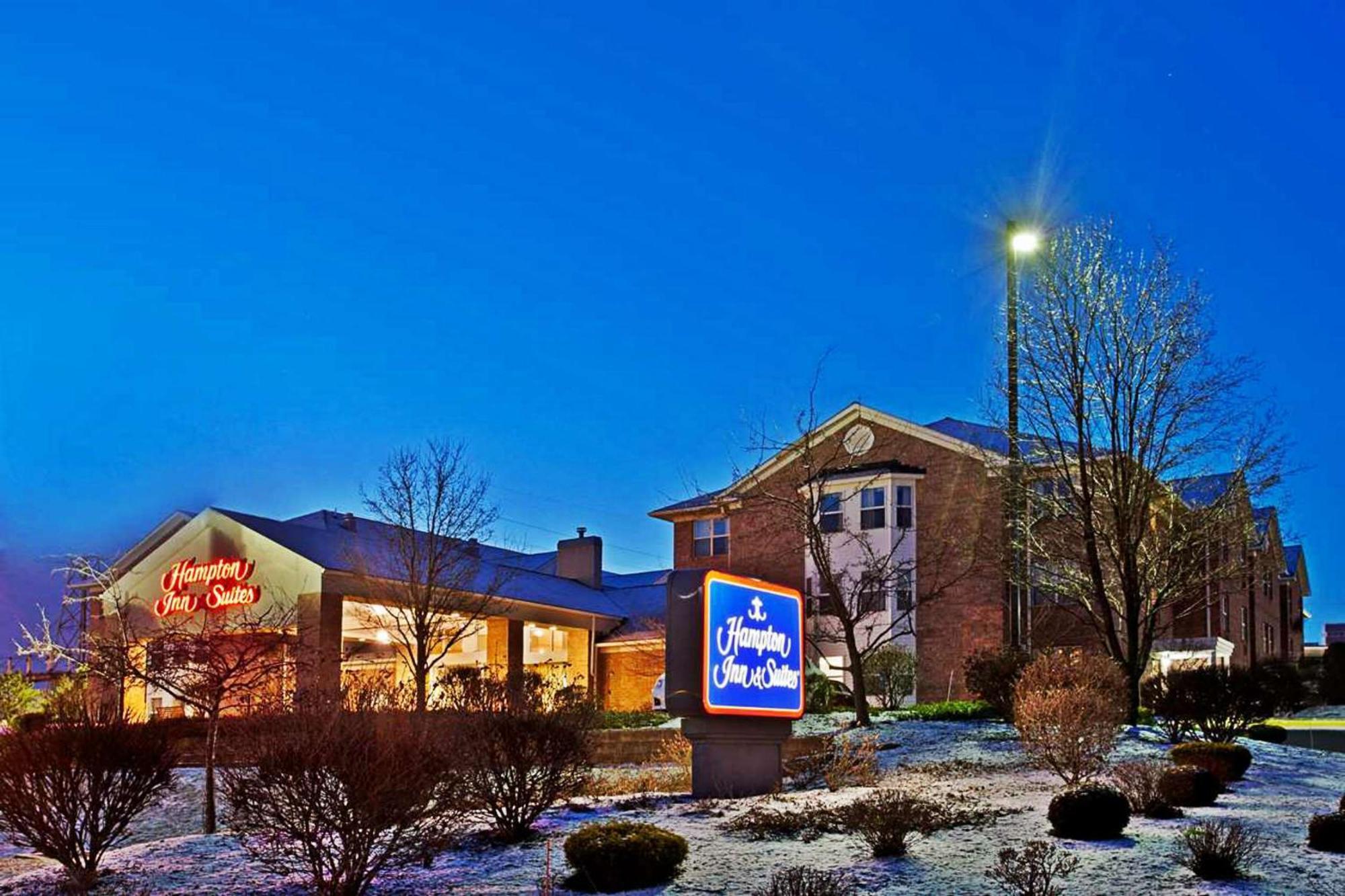 Hampton Inn & Suites Cleveland-Индипендънс Екстериор снимка
